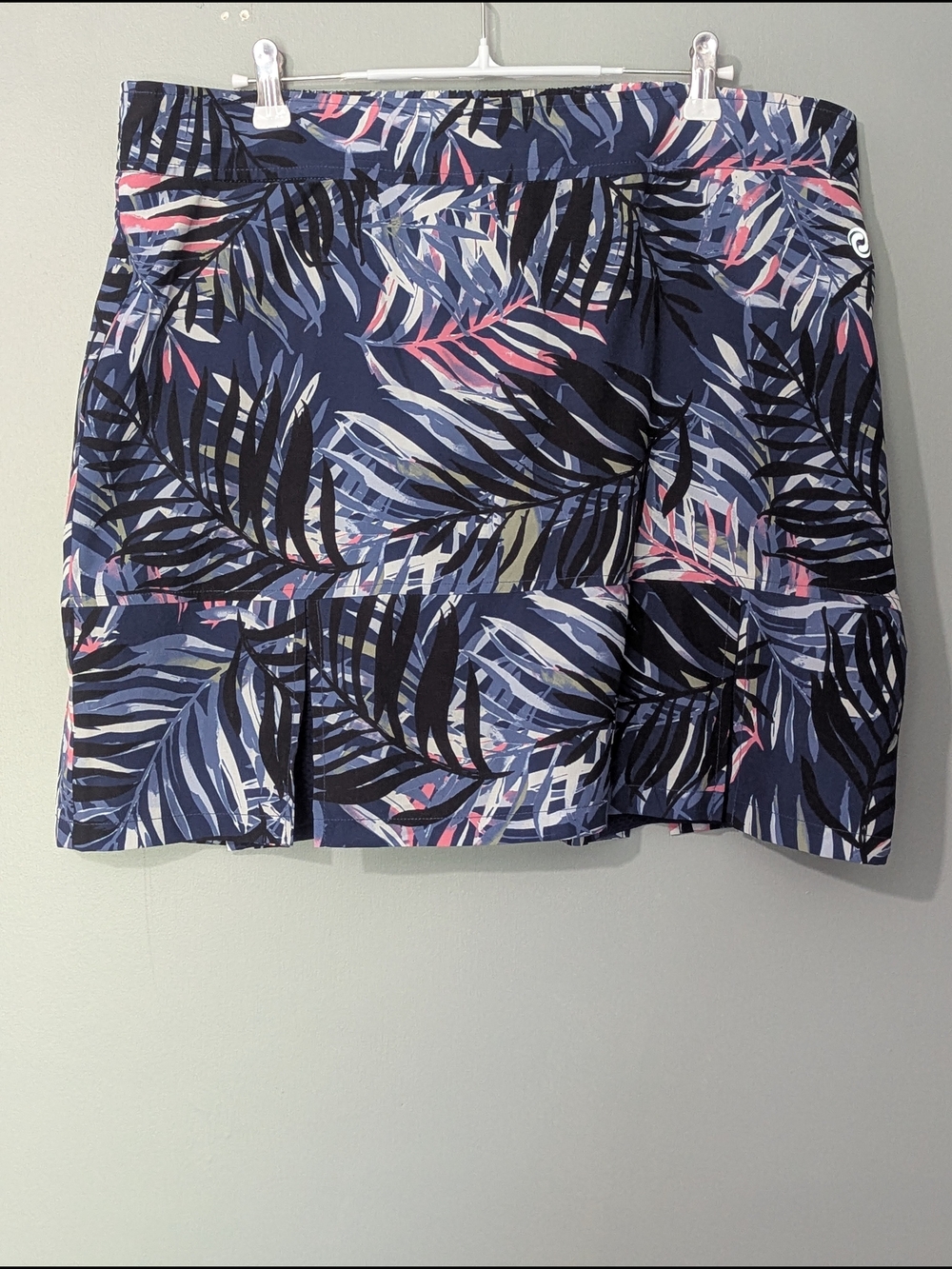 Penningtons Activezone Women's Palm Print Tropical‎ Skort